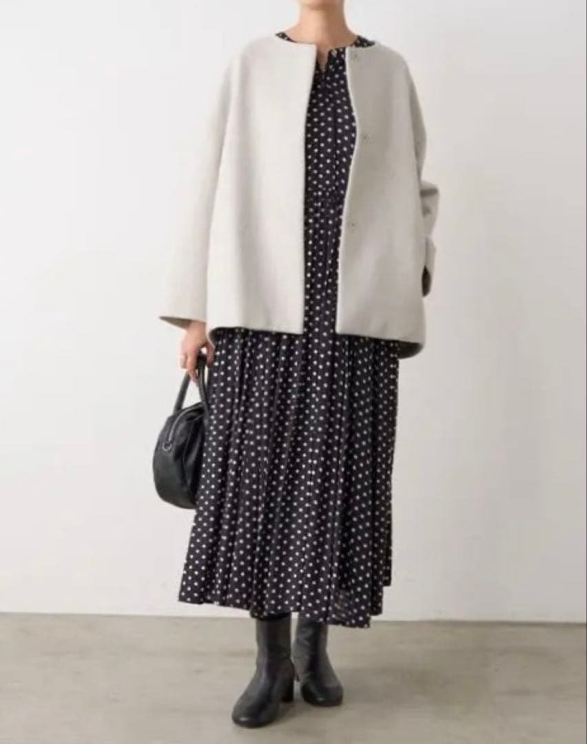 新品タグ付　ビアズリー　後ろぷっくりコート　S ライトグレー