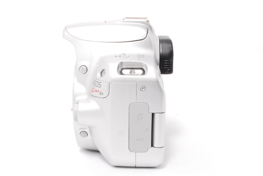 大幅値引き❣️Canon Kiss X9 ◆高級STMレンズセット◆一眼レフカメラ