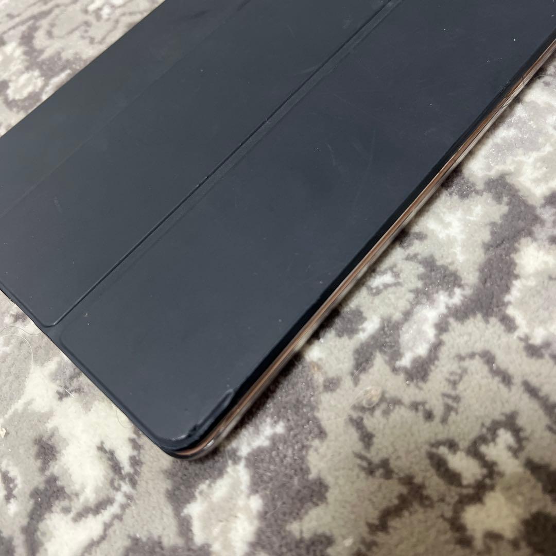 iPad air 第3世代 wifi Apple 純正 キーボードケース付き