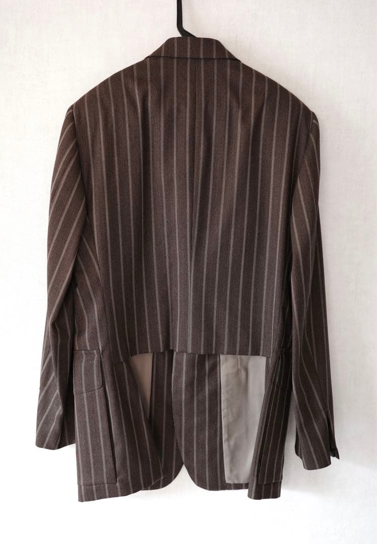 ハチ公　CLASS 100 carnations & japanes