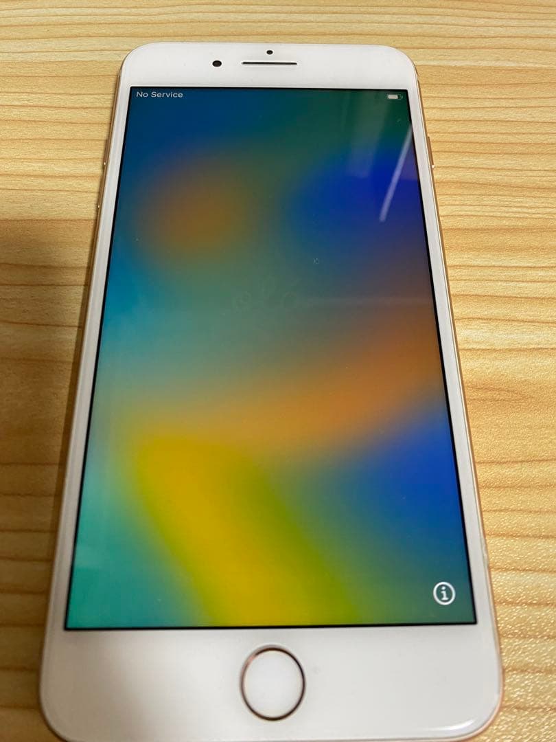 【完動品】iPhone8 plus 256GB シャンパンゴールド simフリー