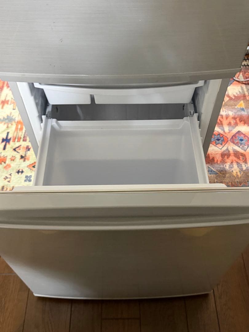 【床マット付き】シルバー冷蔵庫 2段棚