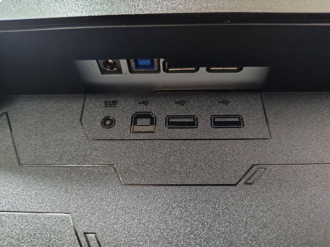 【ケイエヌ様】TUF Gaming VG28UQL1A