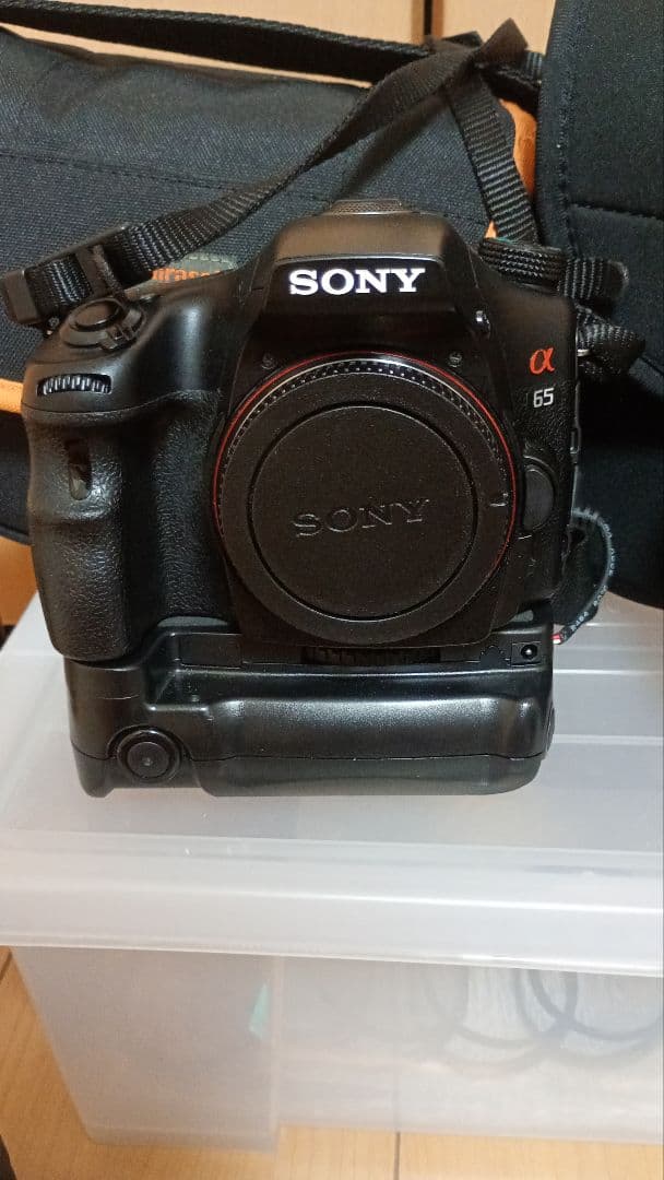カメラ引退品　SONYα65　レンズ4本＋バッテリー、その他セット