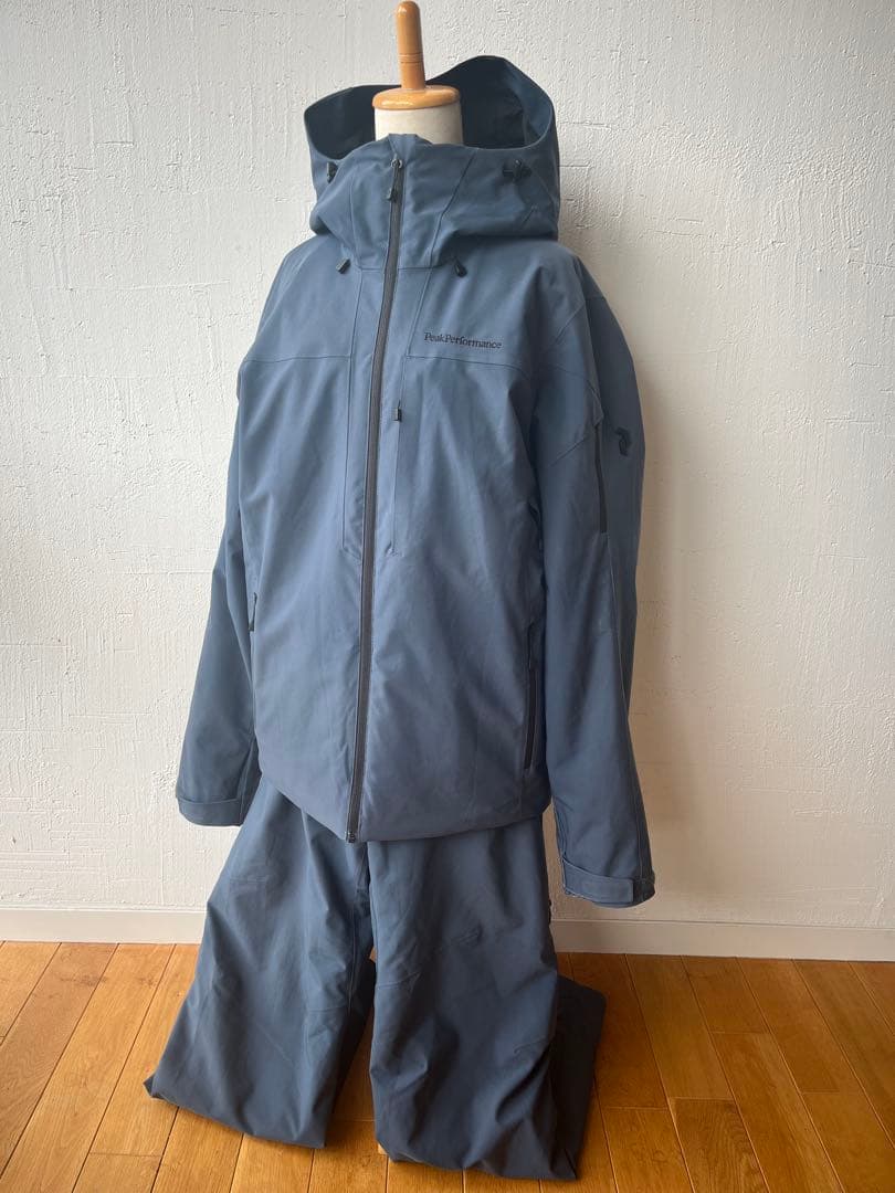 PeakPerformance ピークパフォーマンス　メンズM