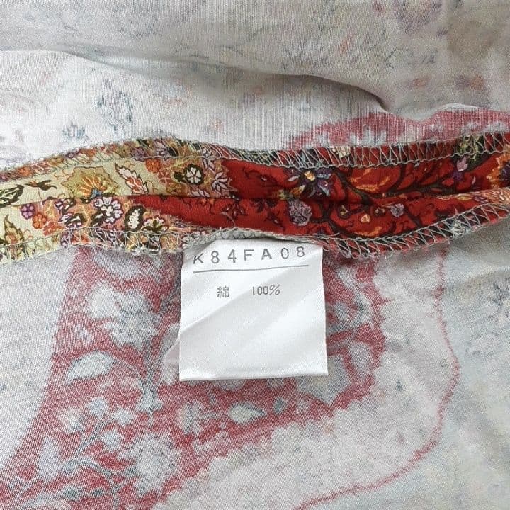 カネコイサオ くるみボタン シャツ ワンピース 花柄 ペイズリー ピンタック