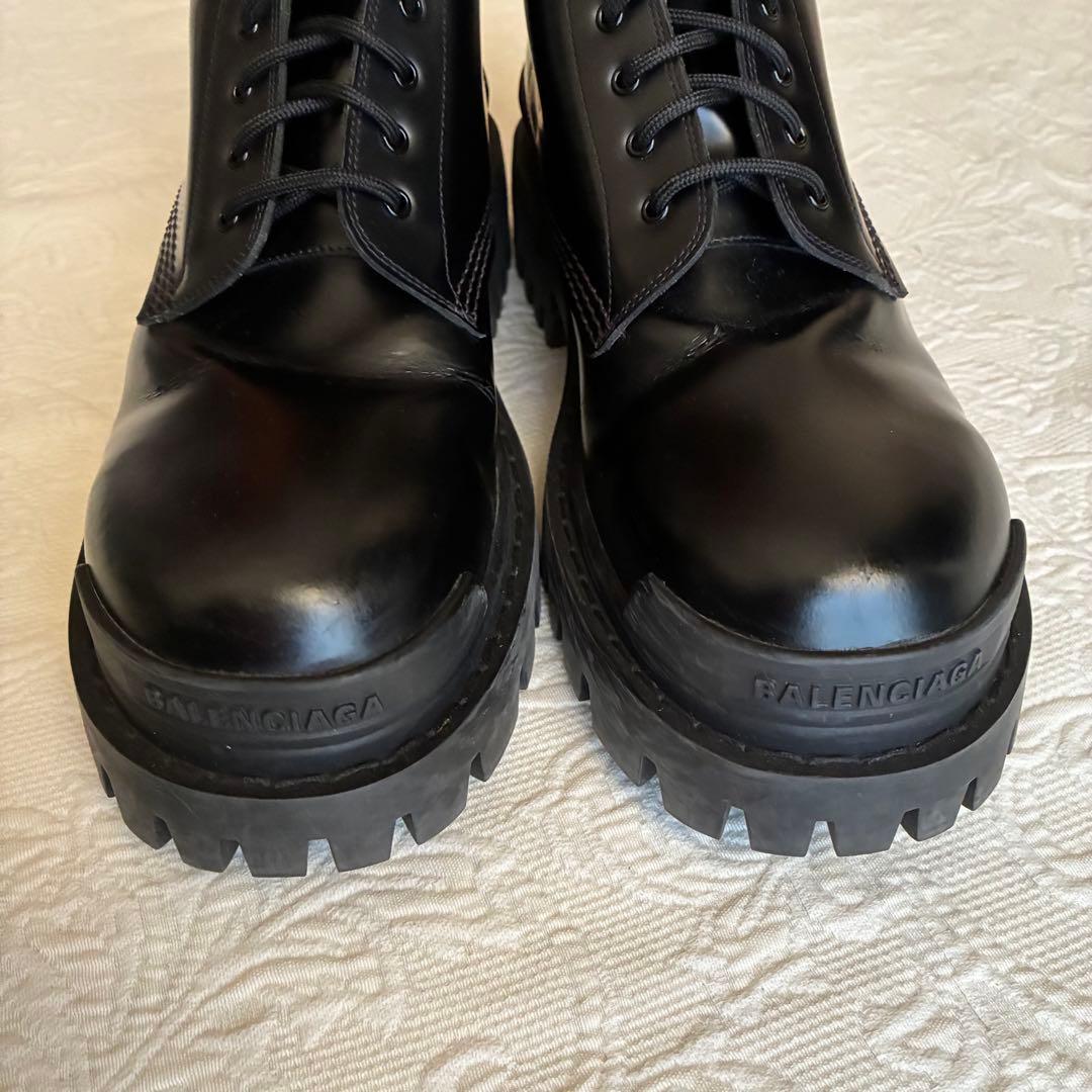 靴 Eyy Balenciaga Strike Lace-up Boots