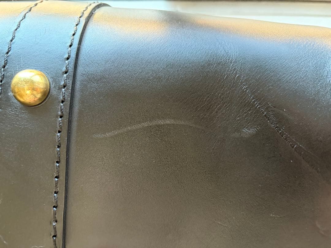 HERZ ボストンバッグ(V-23) 黒　Mサイズ