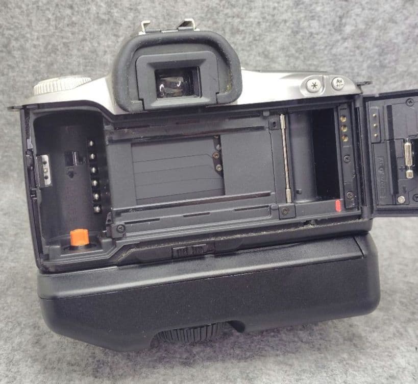 Canon EOS Kiss III L　標準ズームレンズ　バッテリーパック付