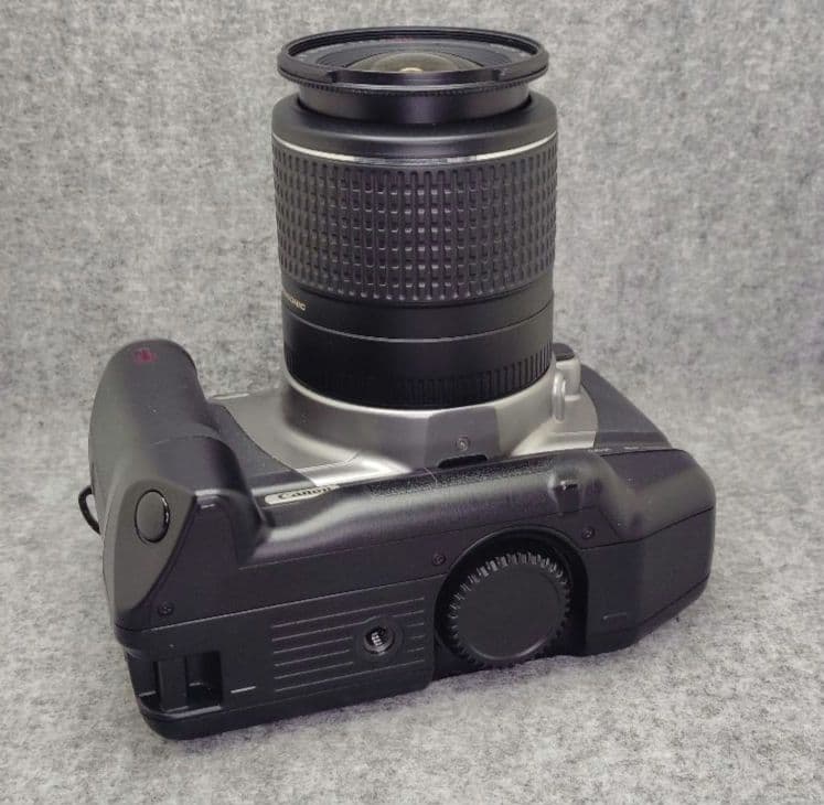 Canon EOS Kiss III L　標準ズームレンズ　バッテリーパック付