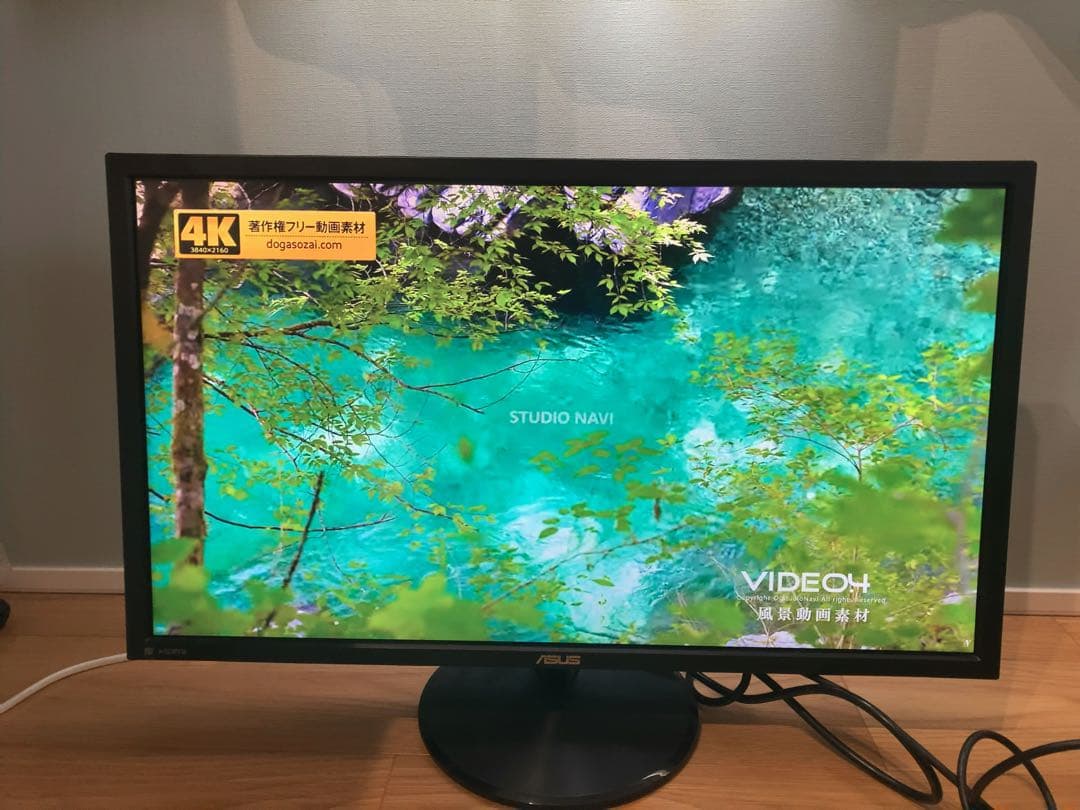 値下しました4K 28インチASUS VP28UQGディスプレイ モニター　本体