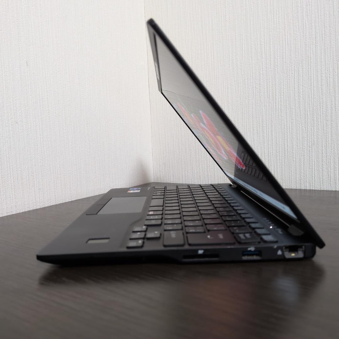 【第11世代i7】富士通 LIFEBOOK U9311/F 16GB 512GB
