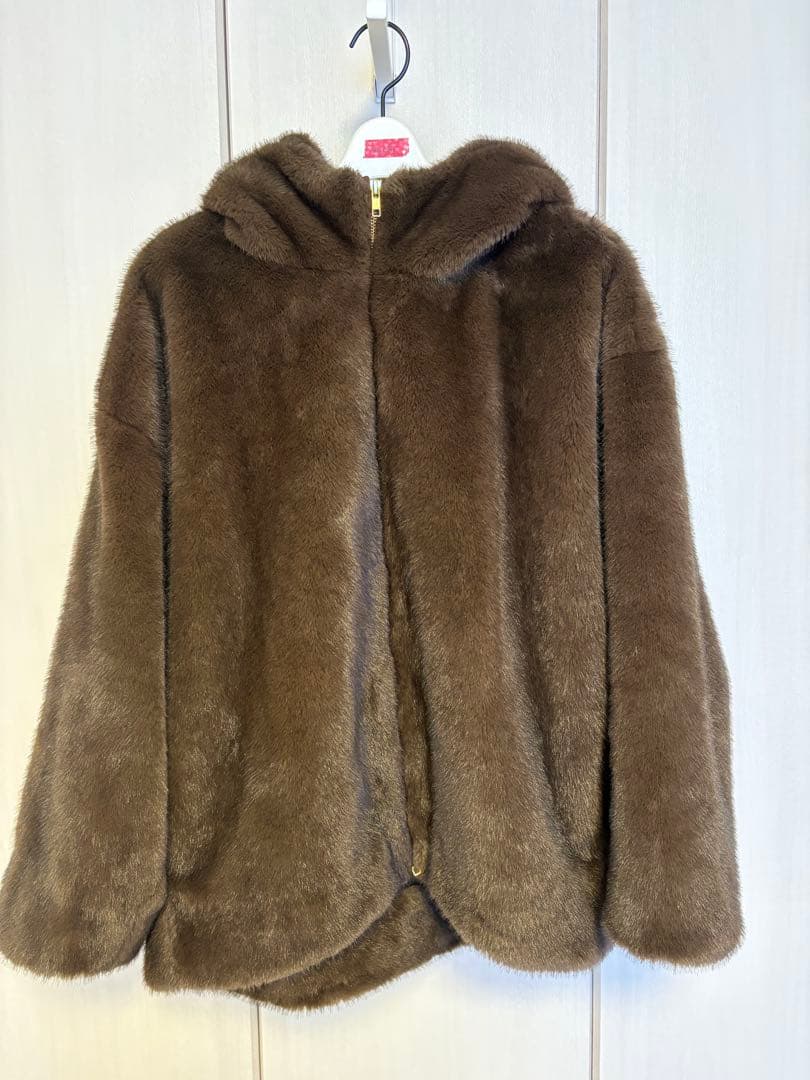 LOUNGEDRESS フードフェイクファーブルゾン