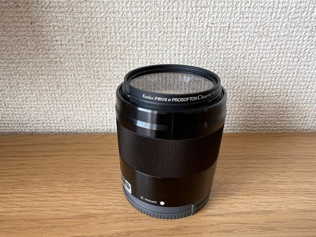 SONY E 50mm F1.8 OSS レンズ