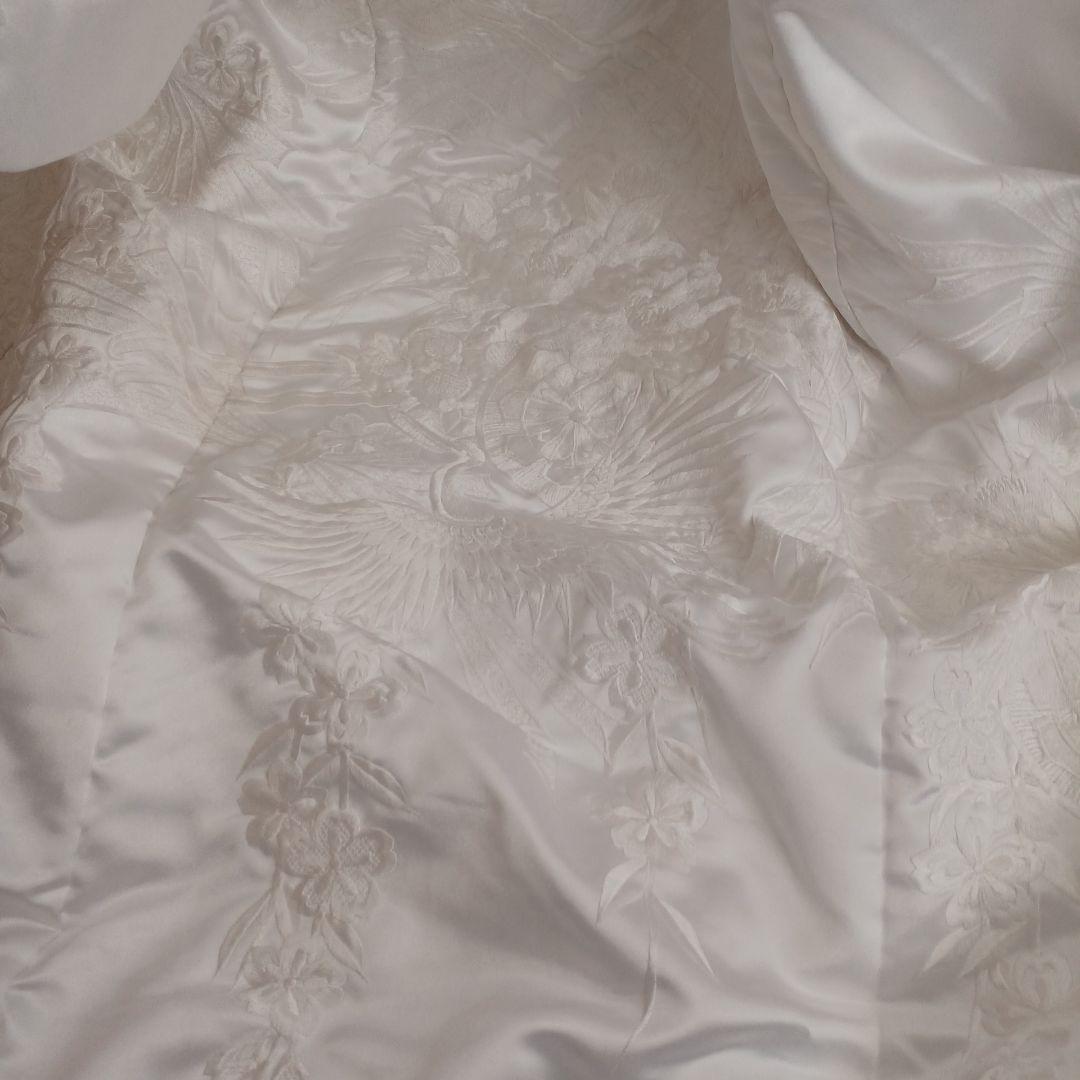 お正月特価31000円から値引洗える化繊　白無垢 着物 花鳳凰刺繍　掛下セット