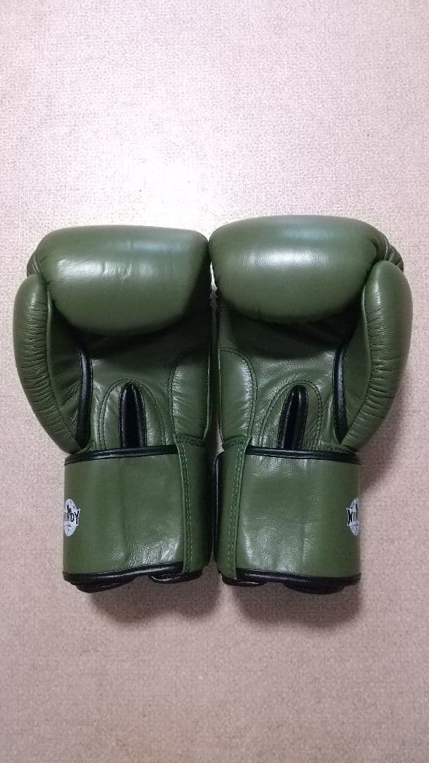 WINDY ボクシンググローブ 16oz オリーブグリーン 専用