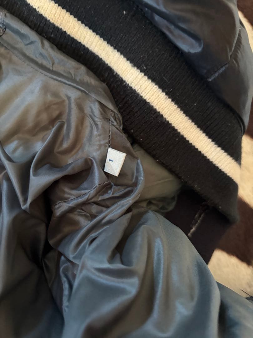 は*う様 MONCLER モンクレール　CESAR セザール　ダウンジャケット