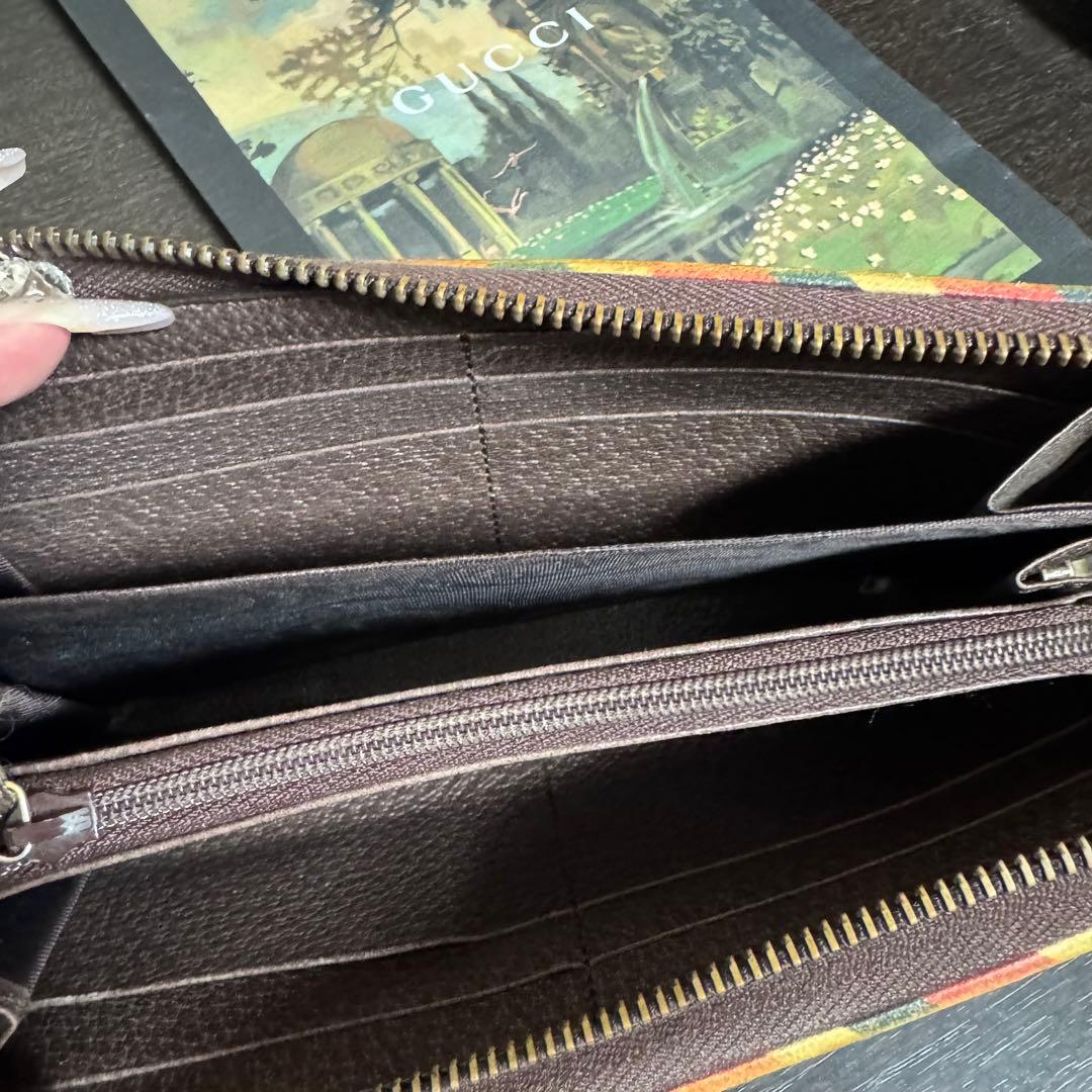 GUCCI 刺繍デザイン 長財布