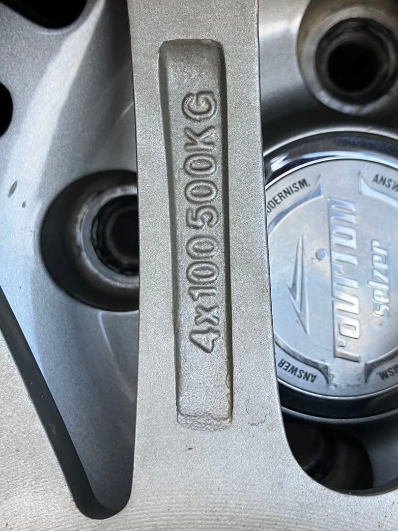 (2065) 22年製スタッドレスタイヤ社外アルミホイール付き2本②