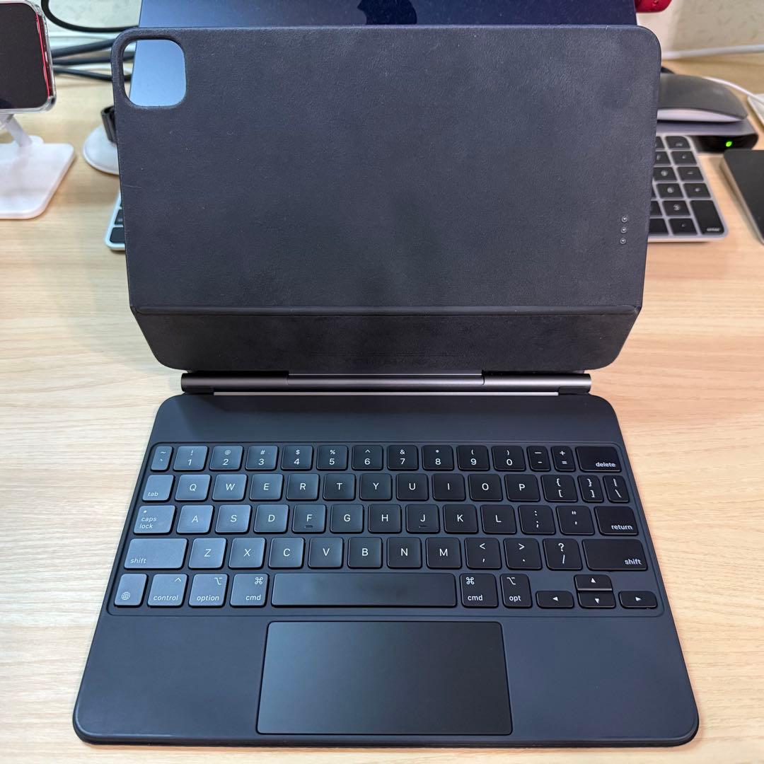 iPad本体 iPad Air + Apple Pencil + Magic Keyboard