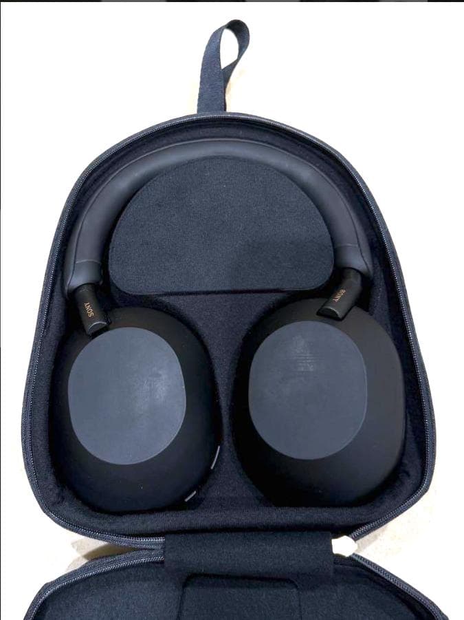 ソニー(SONY)WH-1000XM5 ブラック:ワイヤレスヘッドホン