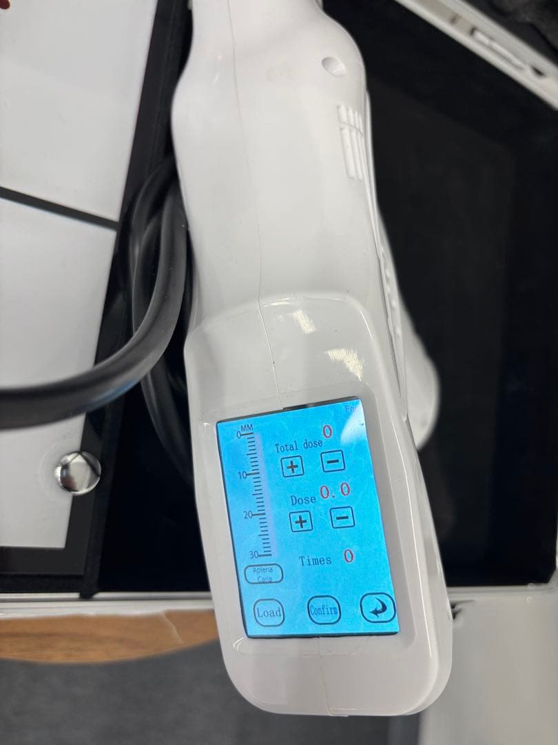 新品【大特価】 美容液　噴霧導入器　噴射のチカラで美容液を噴霧導入