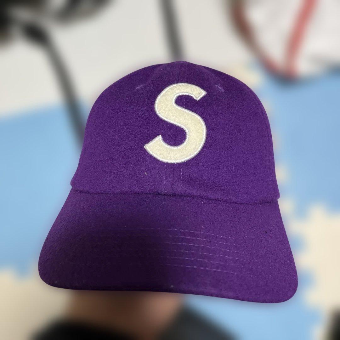 シュプリームキャップ紫