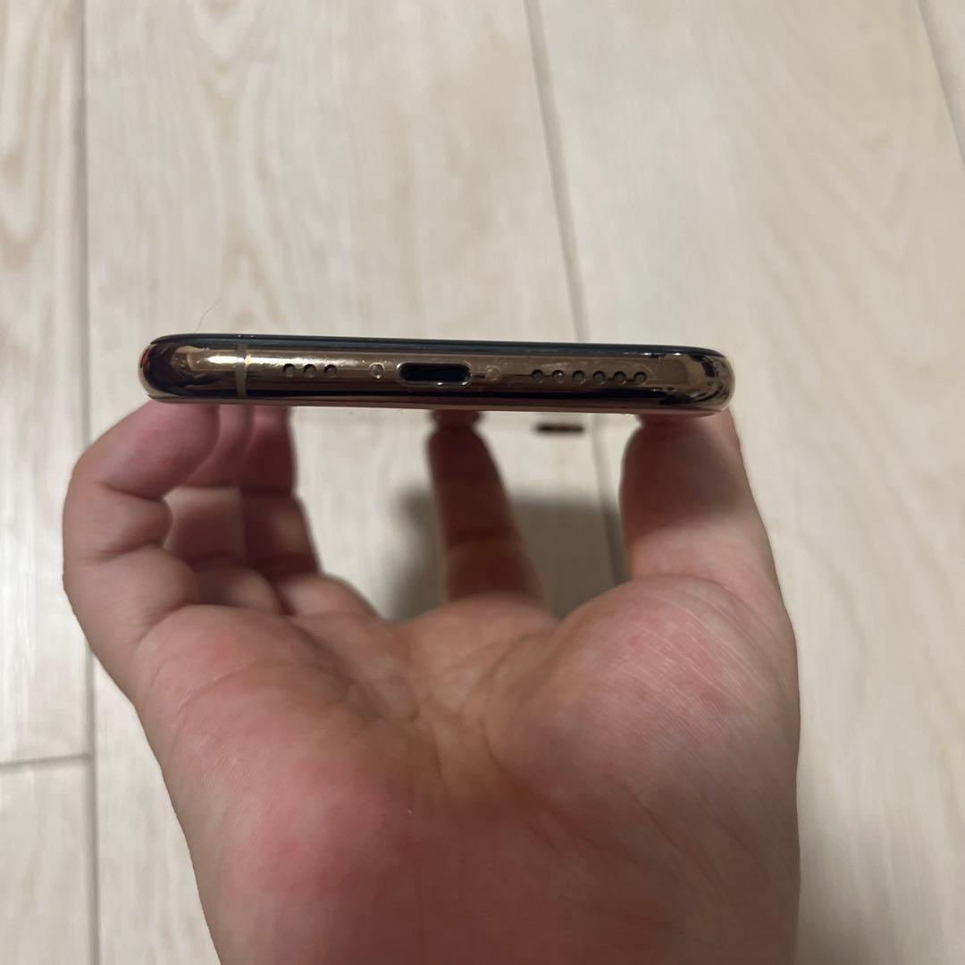 iPhone Xs ゴールド 256GB