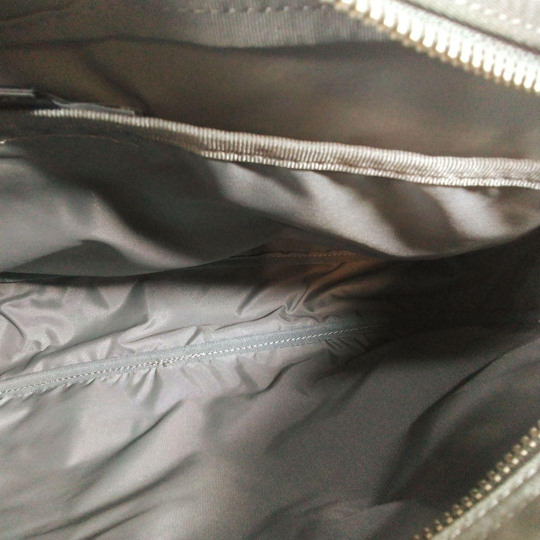 PORTER⁄LIFTショルダーバッグ カーキグリーン