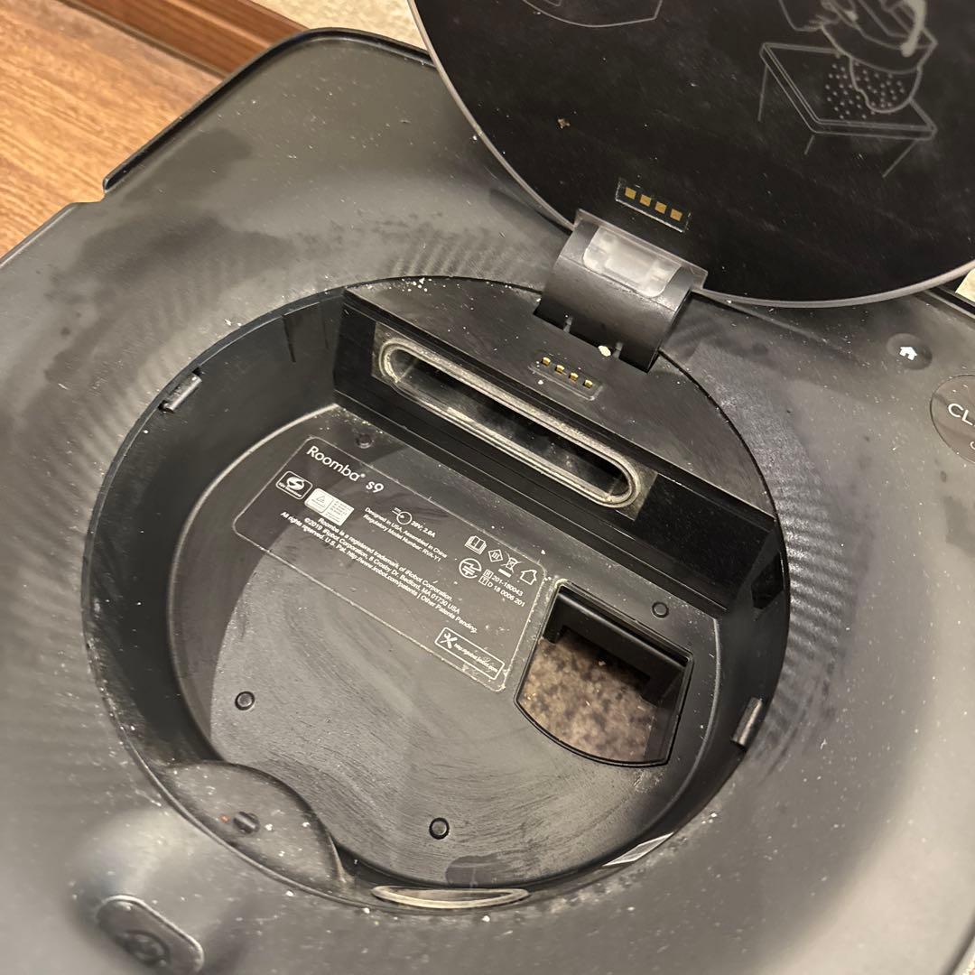 iRobot Roomba Sシリーズ　自動掃除機 黒　ジャンク品