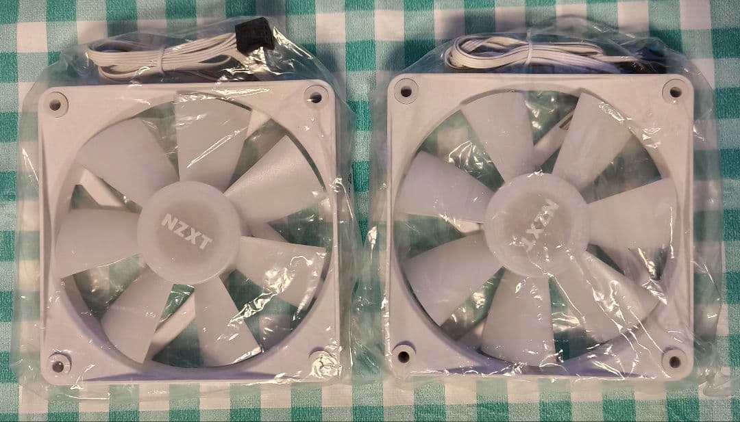 【ジャンク】NZXT KRAKEN ELITE 240 RGB。