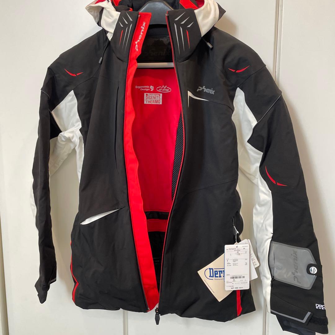 フェニックス社のスキーウェアメンズスーツ サイズは、上下共にＬサイズです。新品