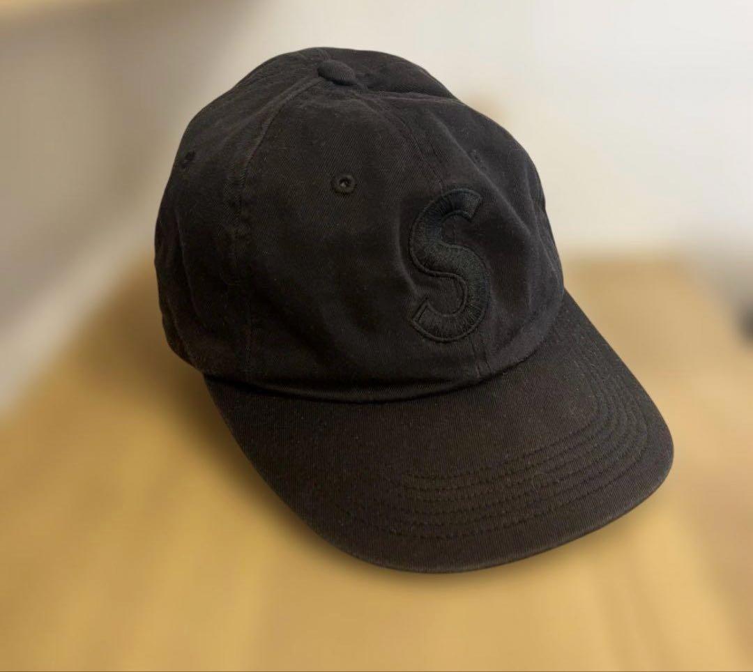 SUPREME 黒 キャップ Sロゴ