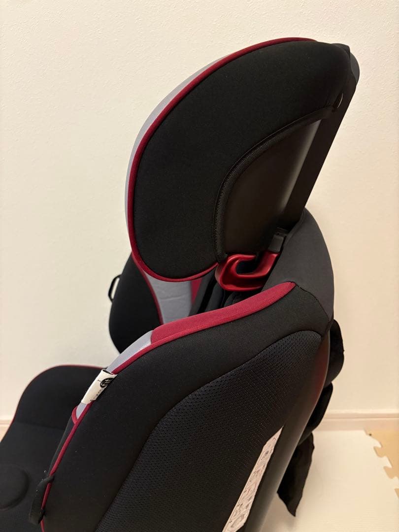 Aprica　フォームフィット AB　チャイルド＆ジュニアシート　ISOFIX