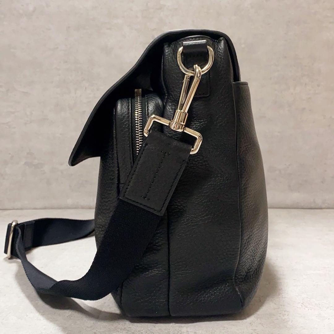 極美品✨BALLY バリー メッセンジャーバッグ 斜め掛け 大容量 A4収納 黒