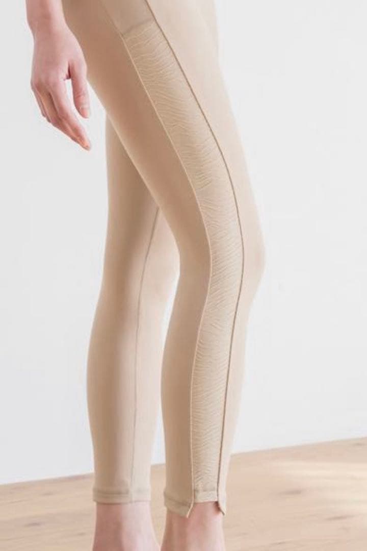 スカーラSUKARA ヨガウェアセット　サイズS