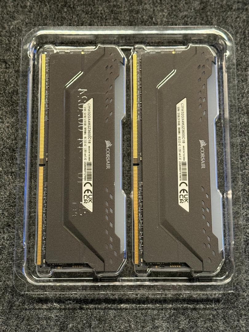 メモリー CORSAIR VENGEANCE RGB PRO 32GB DDR4 3600