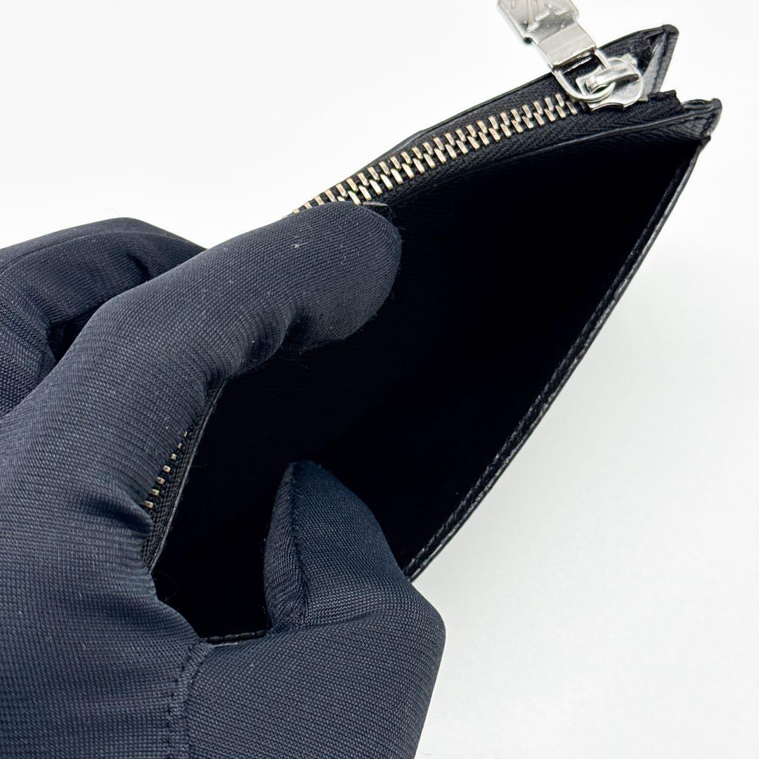 ルイヴィトン モノグラム タイガラマ カード グレー ケース 黒