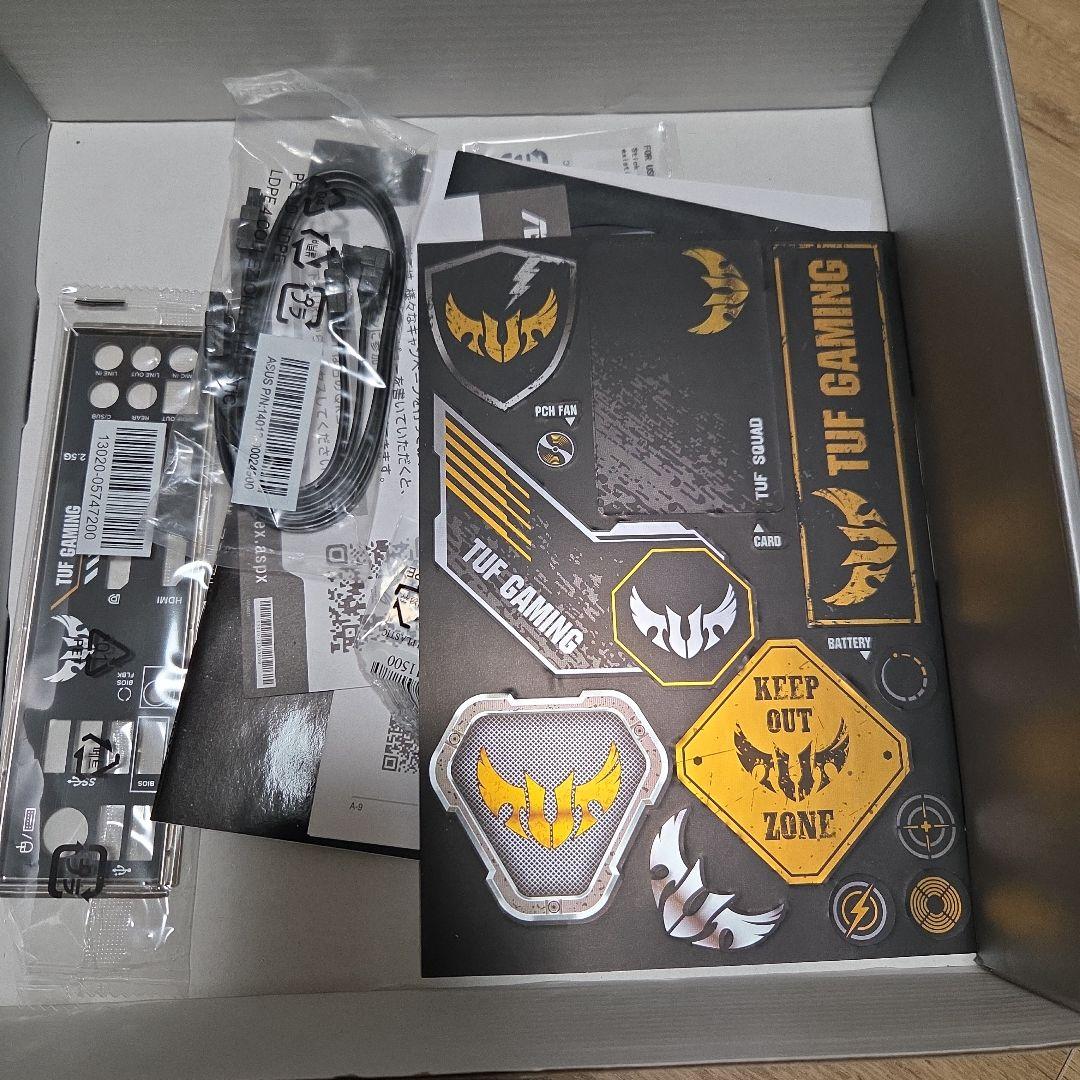 ASUS TUF GAMING B550M-PLUS マザーボード 動作確認済み