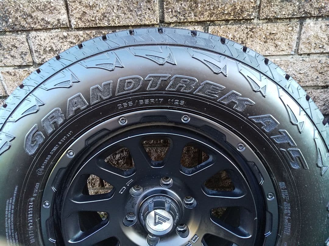 じーの 150プラド　 ホイール DELTA FORCE OVAL 4本