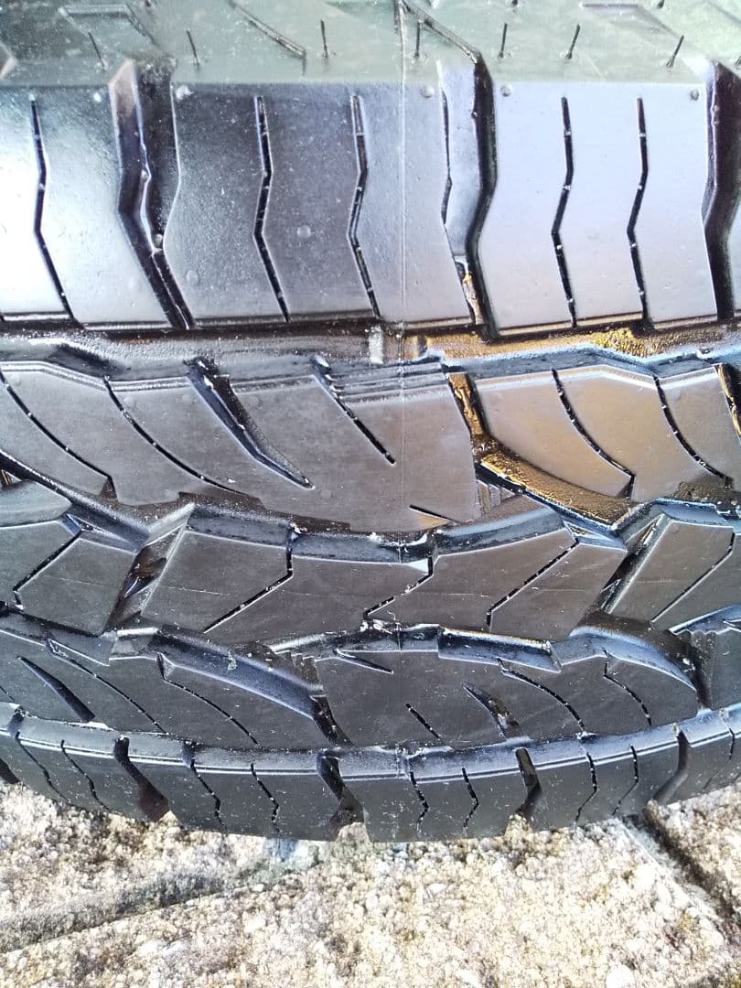 じーの 150プラド　 ホイール DELTA FORCE OVAL 4本