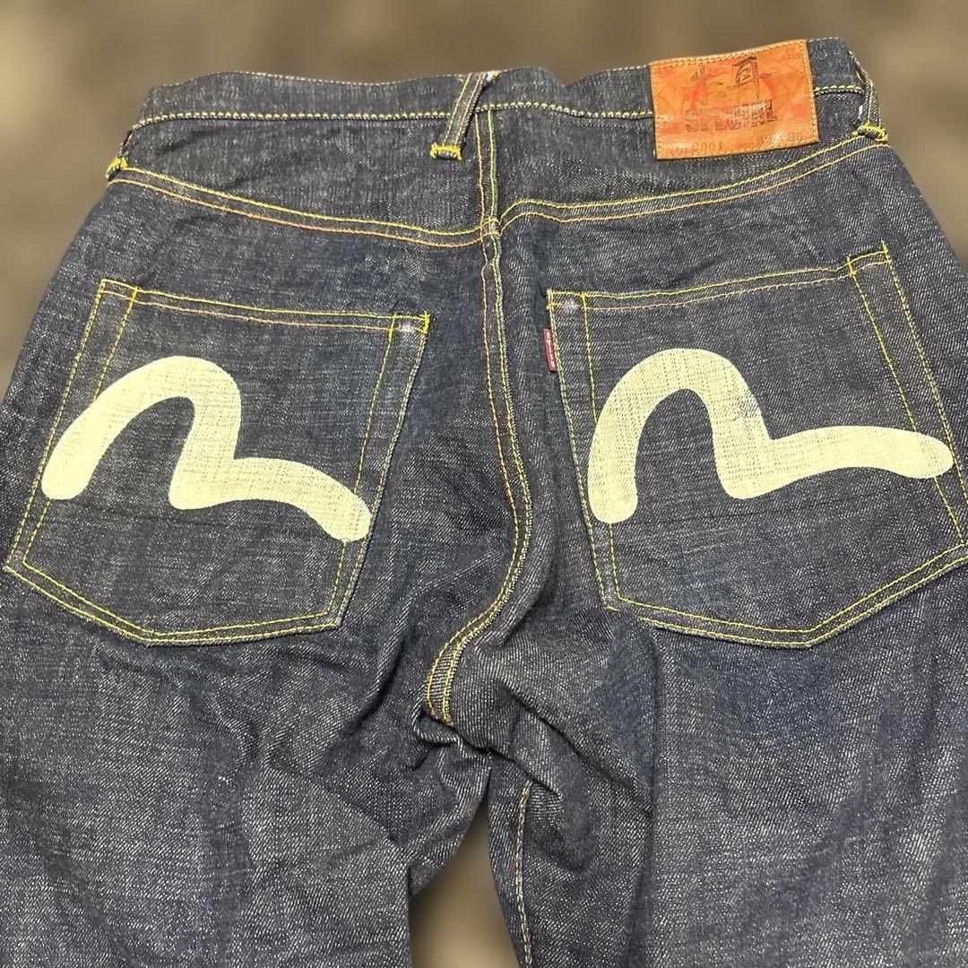 売*り様 美品　エヴィス　ストレートデニム バックポケットデザイン