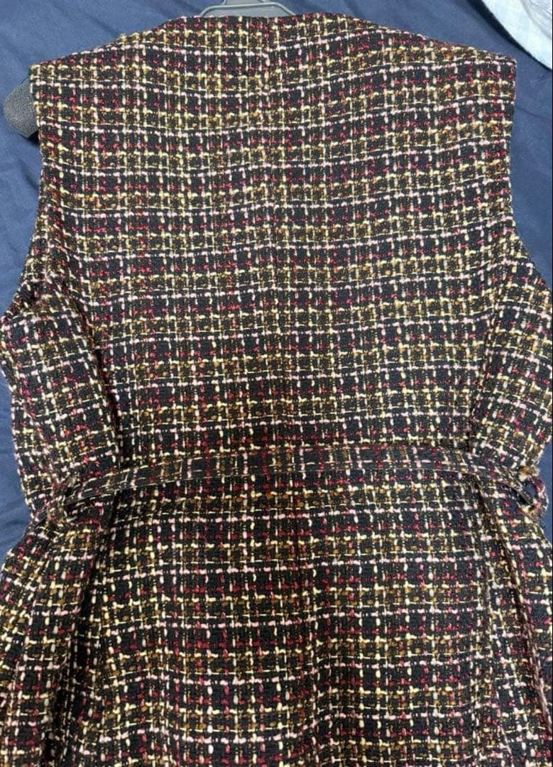 【新品未使用タグ付き】ZARA ベルト付きテクスチャーベスト　Sサイズ