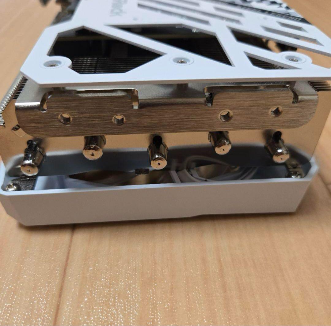 グラフィックボード・グラボ・ビデオカード ASRock Radeon RX 7800 XT OC Edition 16GB