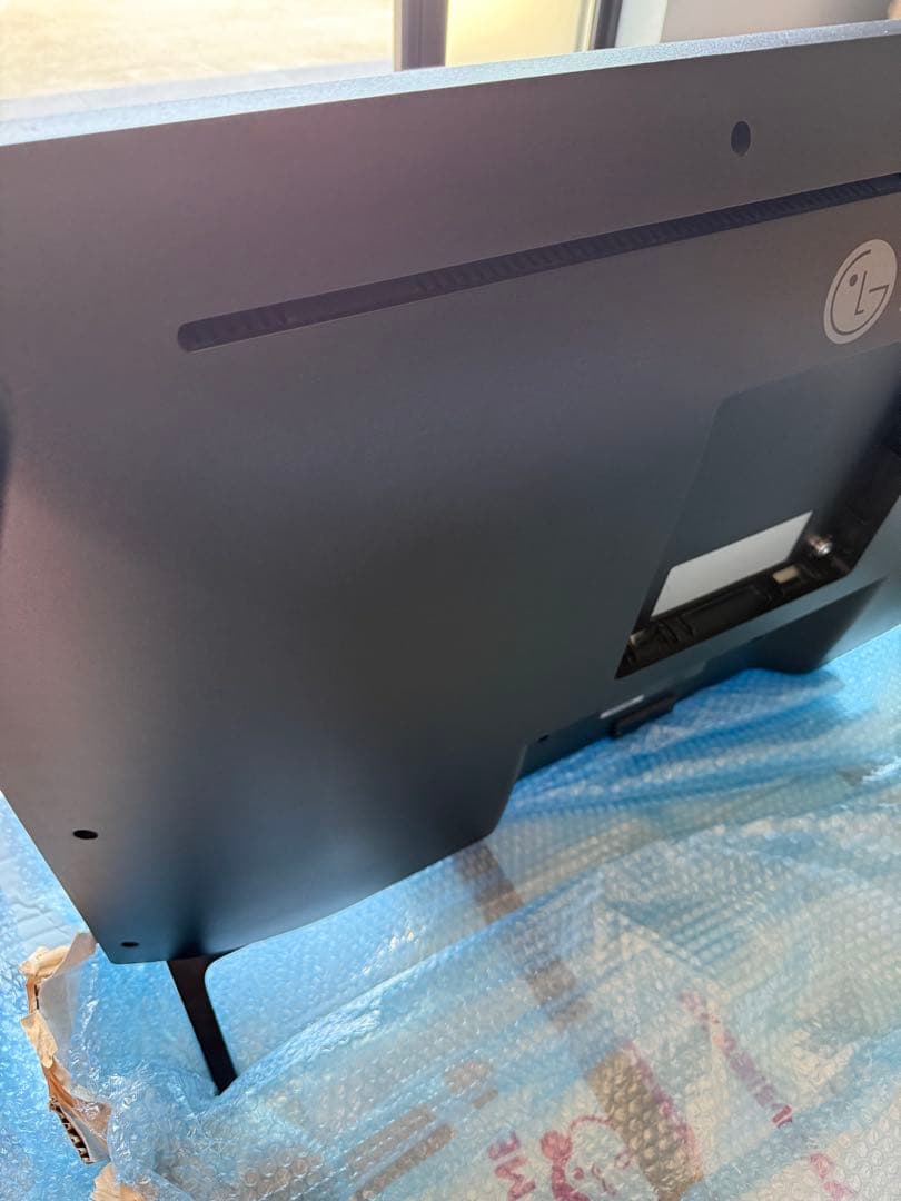 ジョンジョリーナジョリー5世　LG モニター 43UN700T-B