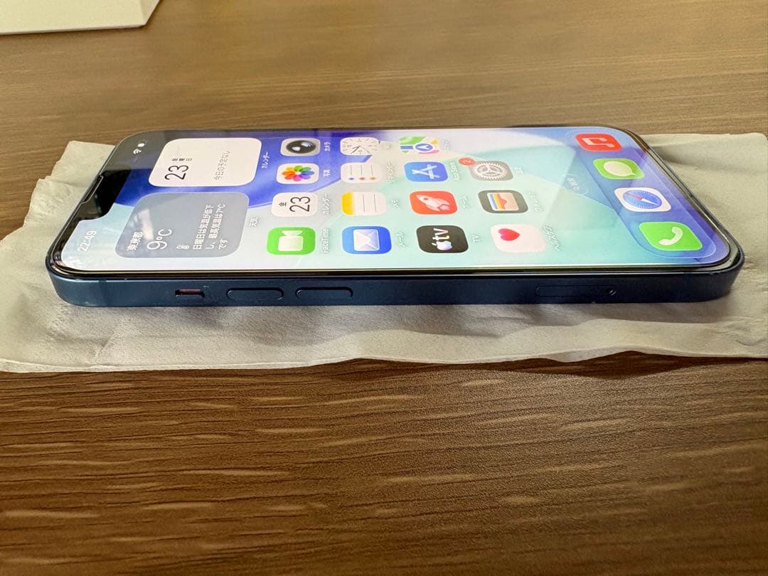 iPhone 13 128GB Simフリー 背面割れ 画面無傷