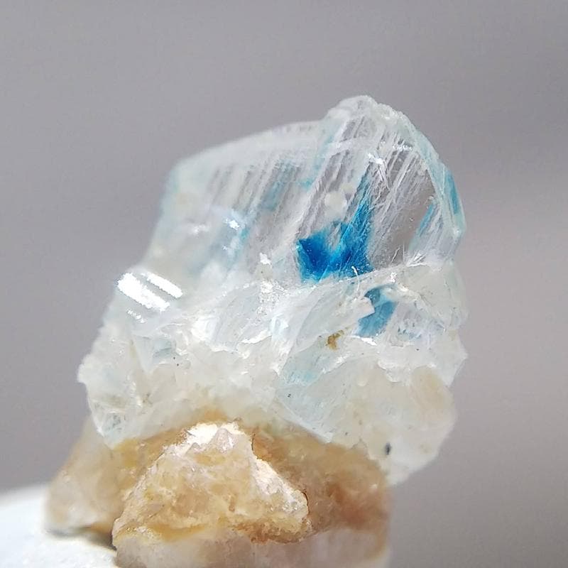 469 ユークレース ちょっとクラスター 結晶 原石 母岩付き