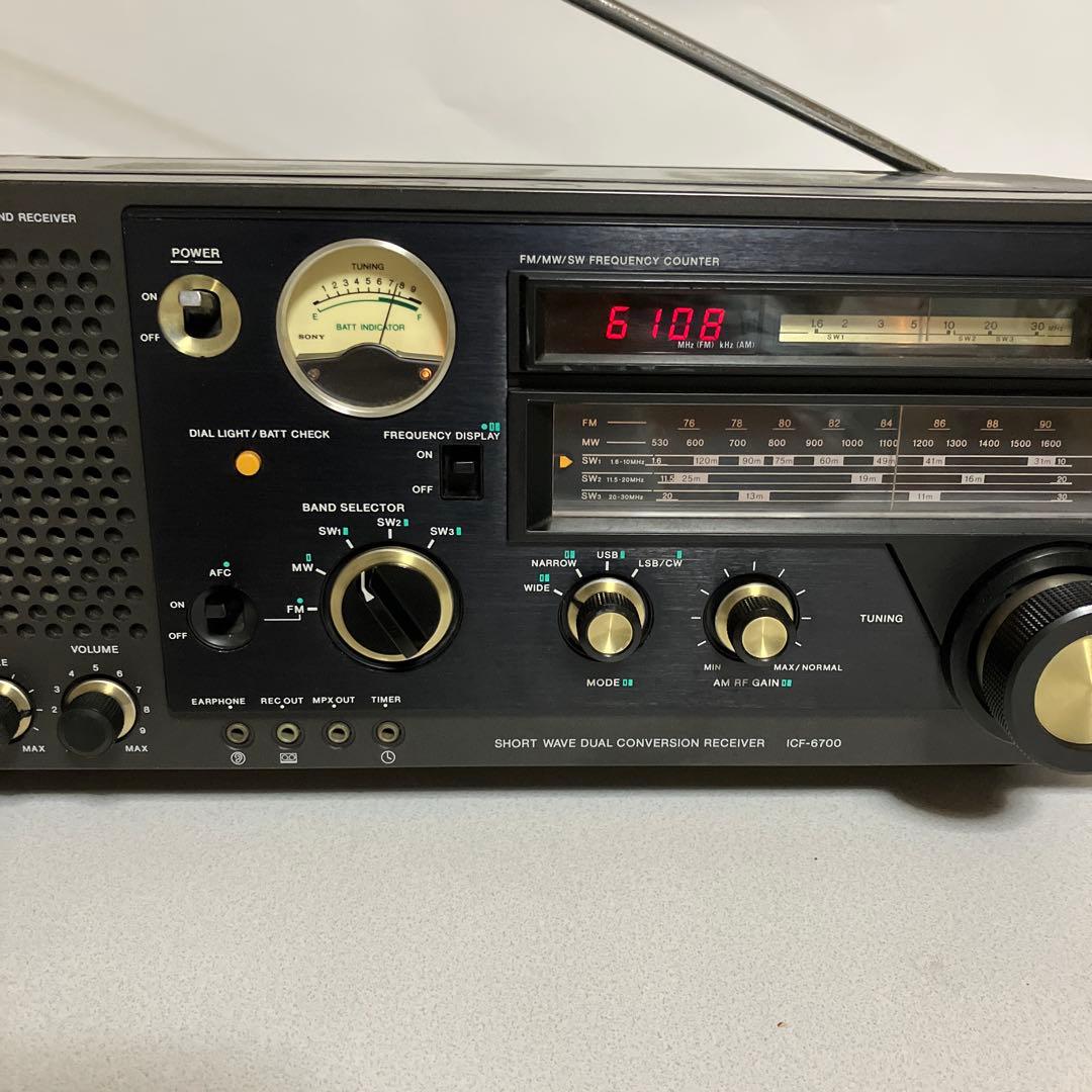 ソニーＢＣＬラジオ ＩＣＦー６７００　　　　完動品