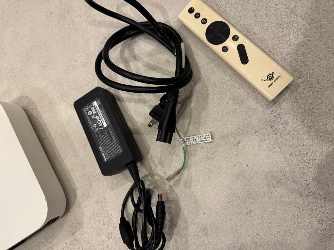 【専用】popin aladdin Z6 Polar プロジェクター 本体