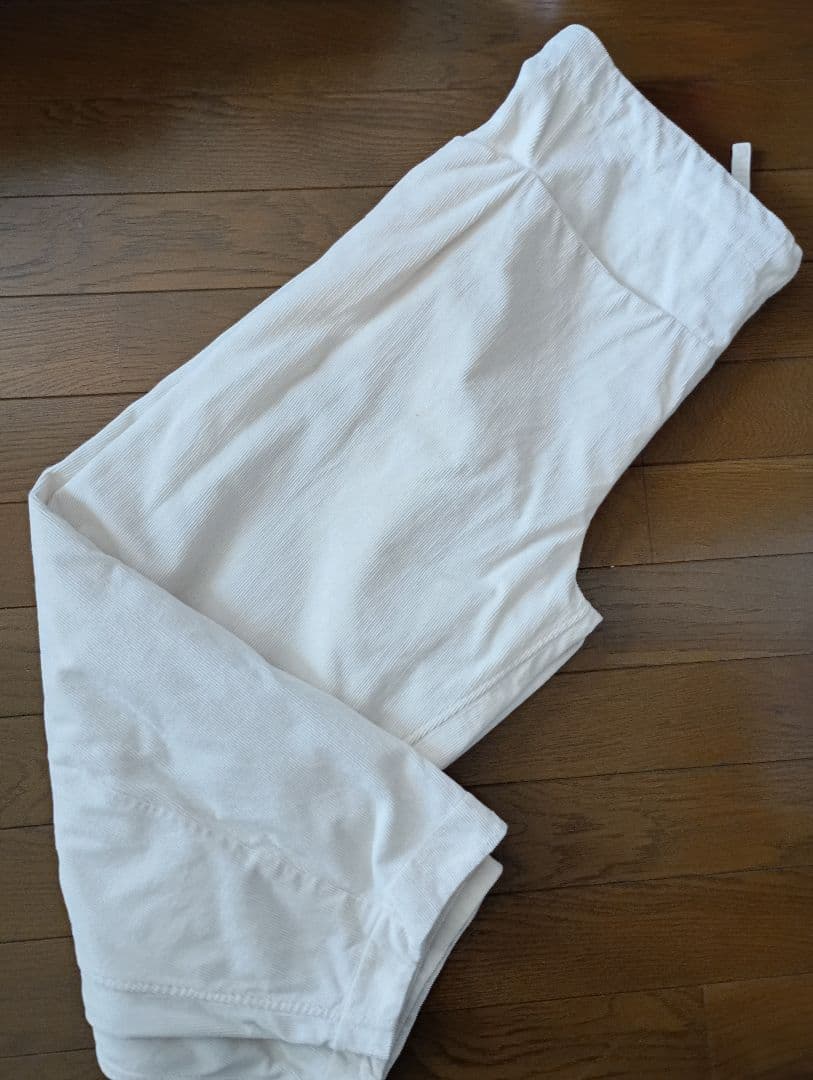えみおわす ボンタンパンツ 白系 クリーム コーデュロイ